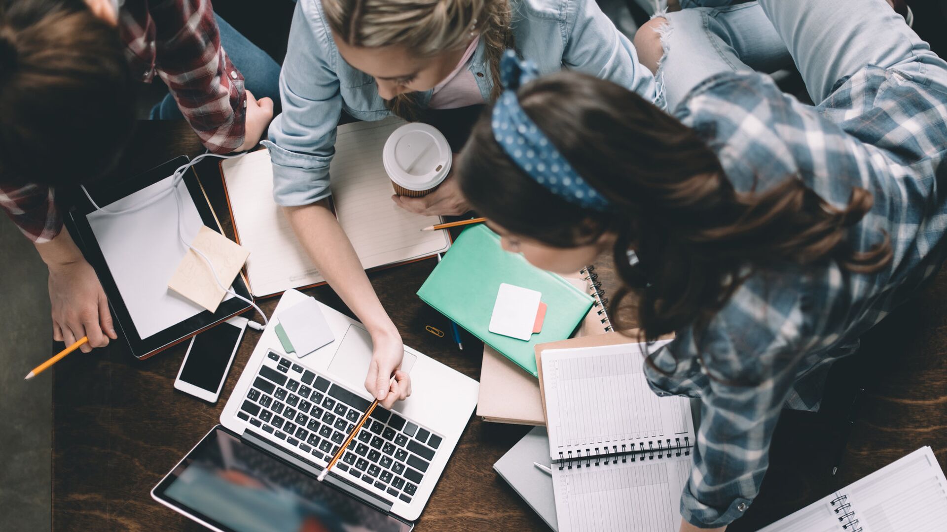 Образовательный процесс в ИнЭУ