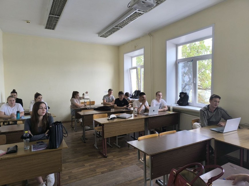 Круглый стол