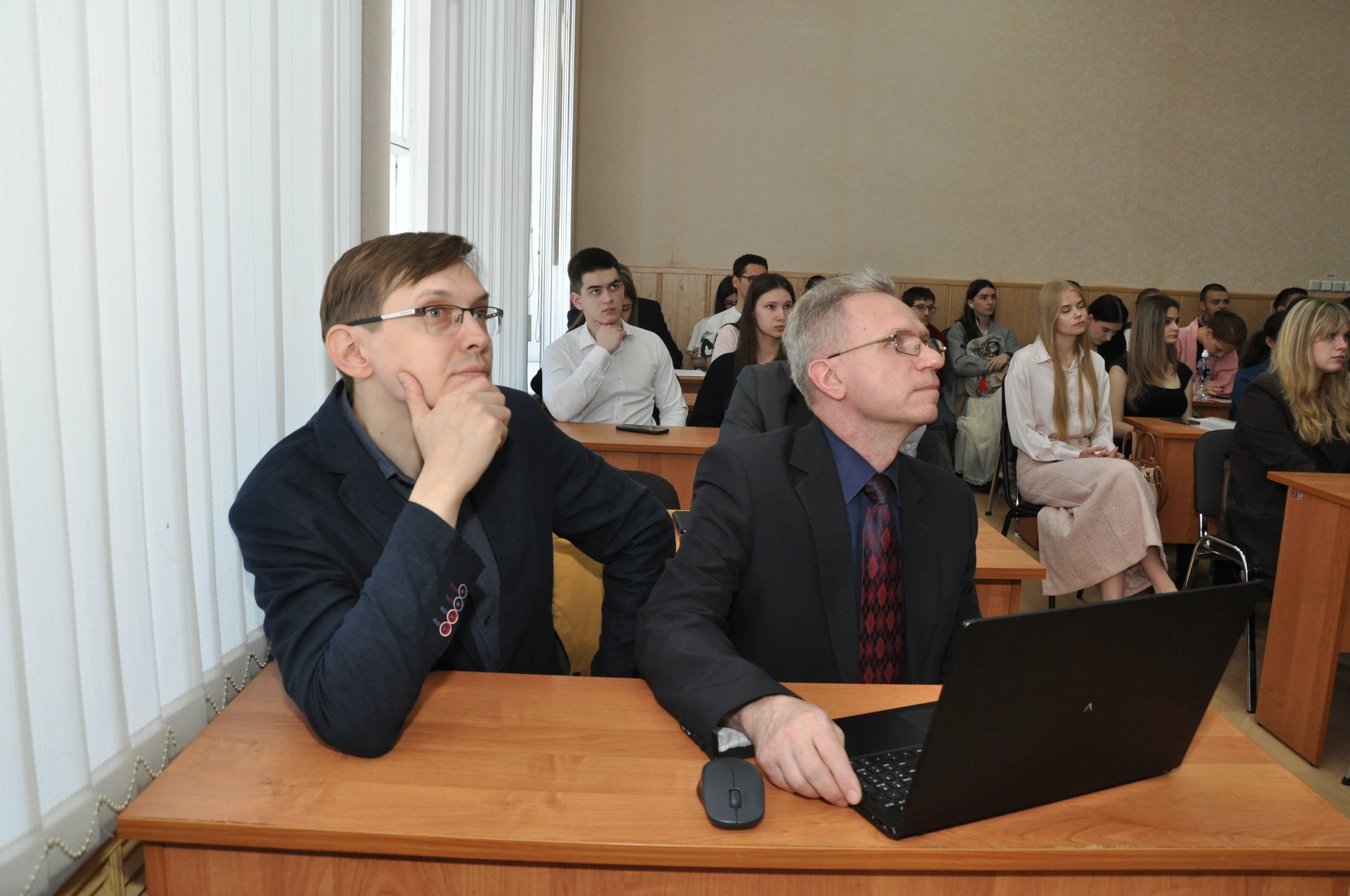 Преподаватели